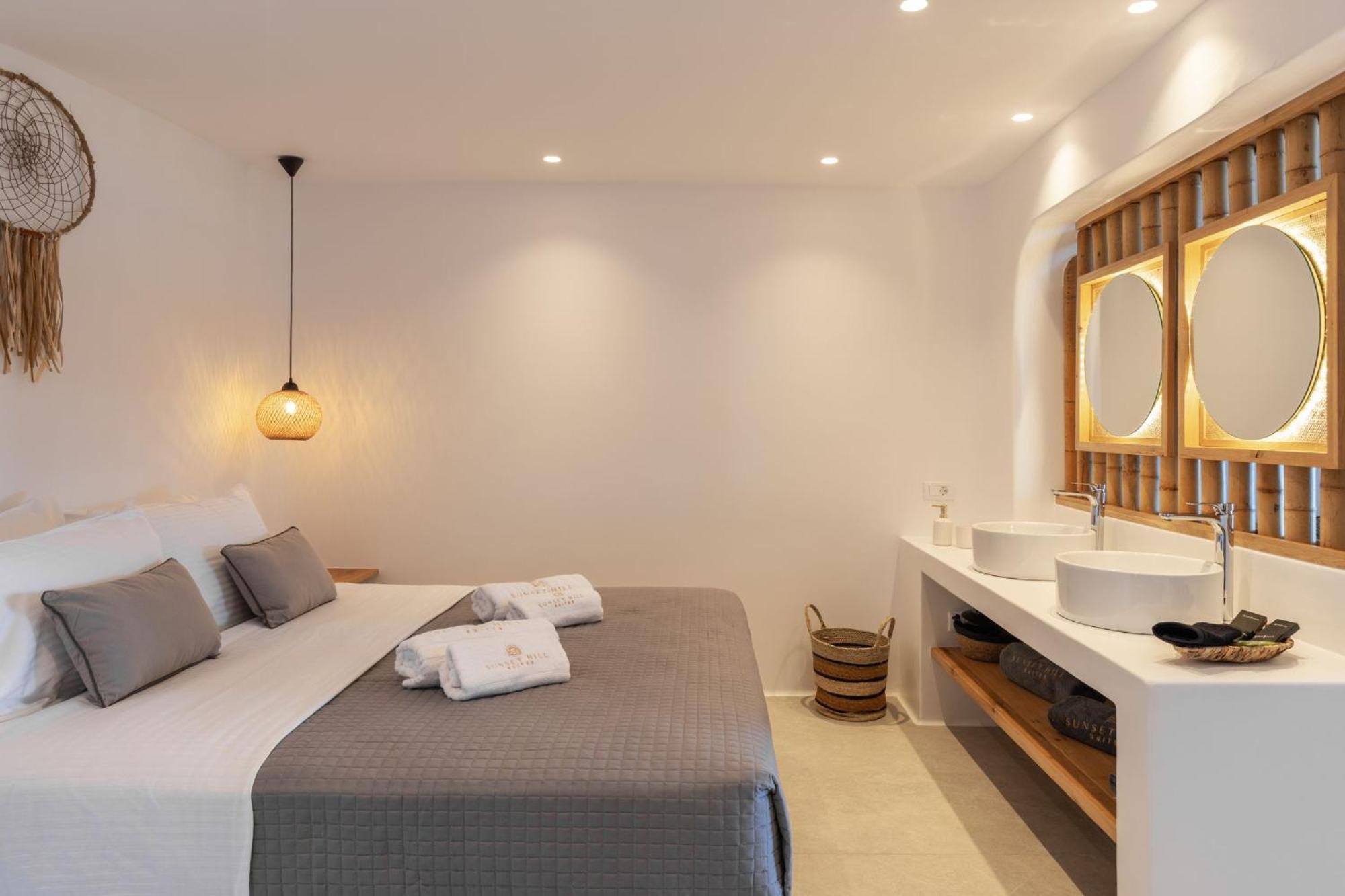 Sunset Hill Suites Mykonos Town Eksteriør billede